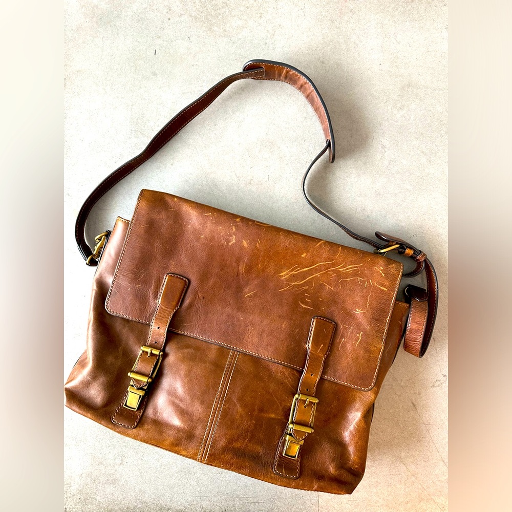 Frye Logan Top Handle Distressed Brown Leather Messenger/Laptop Bag NWT